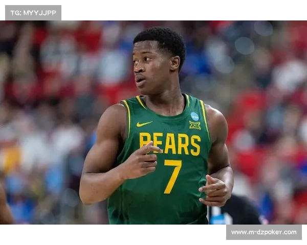 马克西携手埃奇科姆状态爆棚助力76人豪取连胜